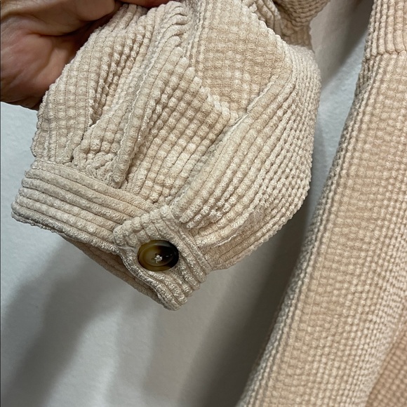 Current Air Beige Textured Blazer Size Small PTP 19” EUC - Picture 12 of 12